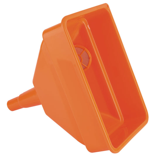 4.7 TRACTOR FUNNEL